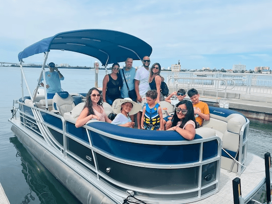 Pontoon boat on Table Rock Lake in the Ozarks